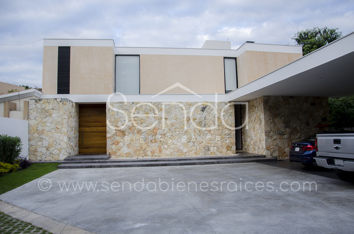 2019-12-03_23_00_19_19KG-38 Casa en venta en La Ceiba -3.jpg